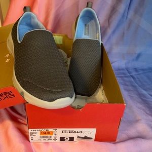 NIB Women’s Skechers Performance GoWalk Joy. Grey Pale Blue Size 9 M
